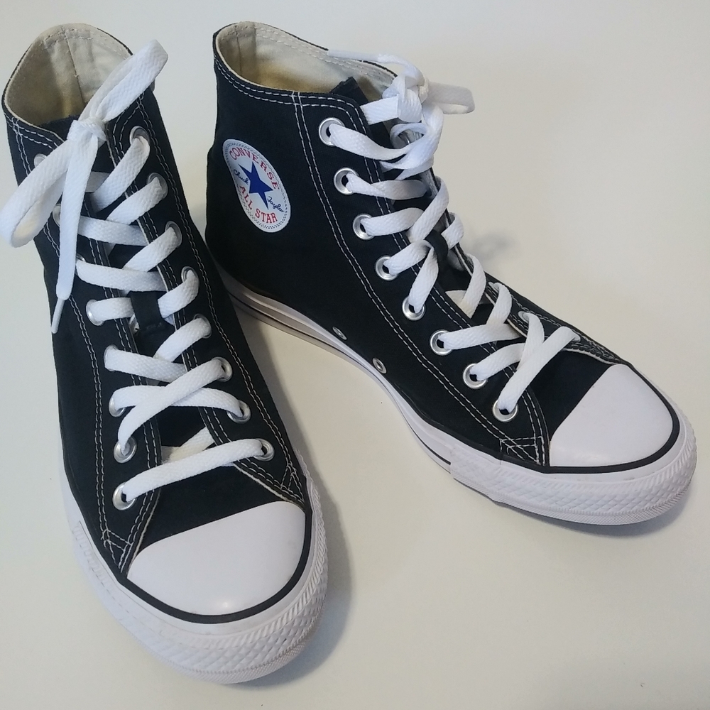 Converse Chuck Taylor High Top Sneakers